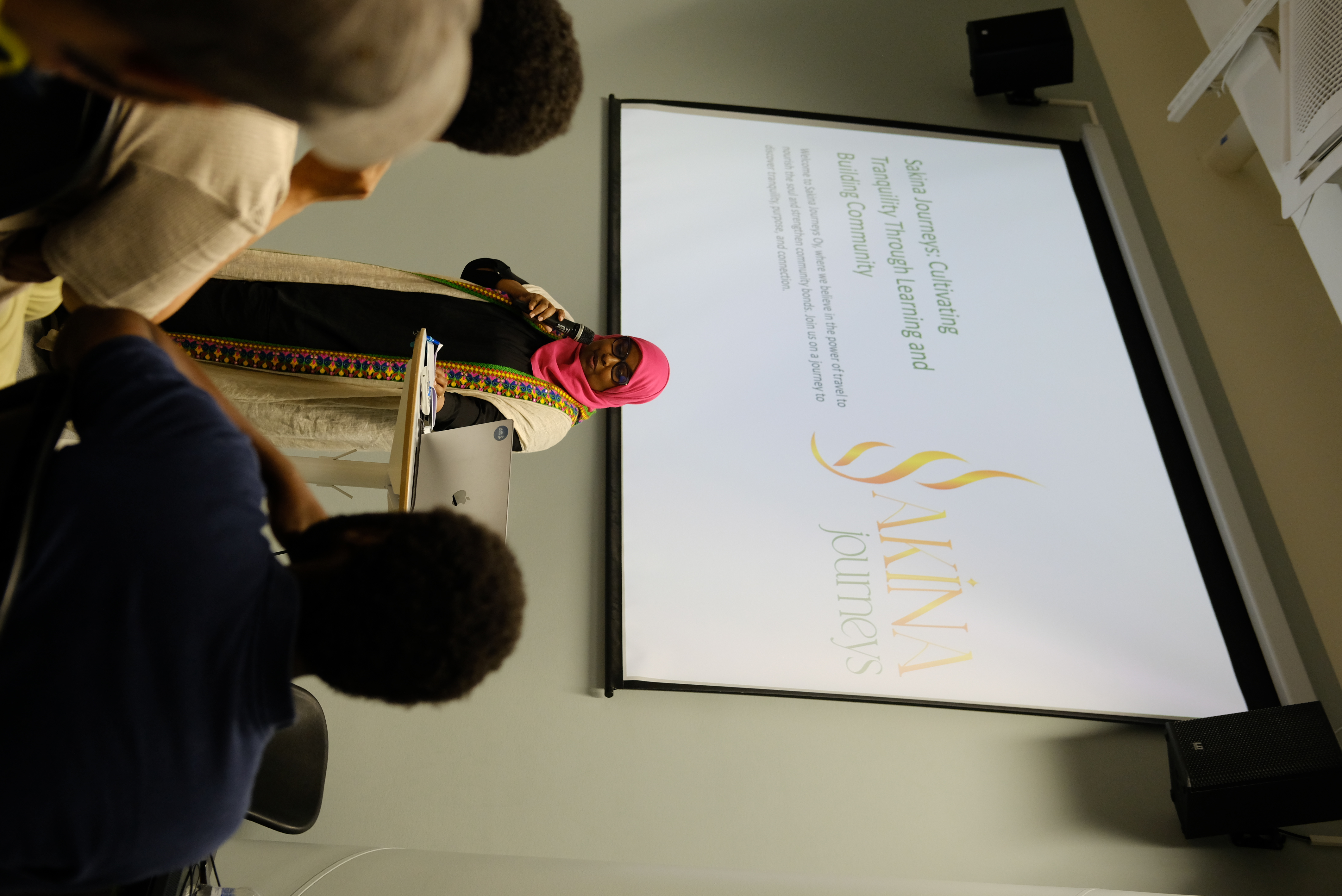 Crowd at Islamic Psychology session